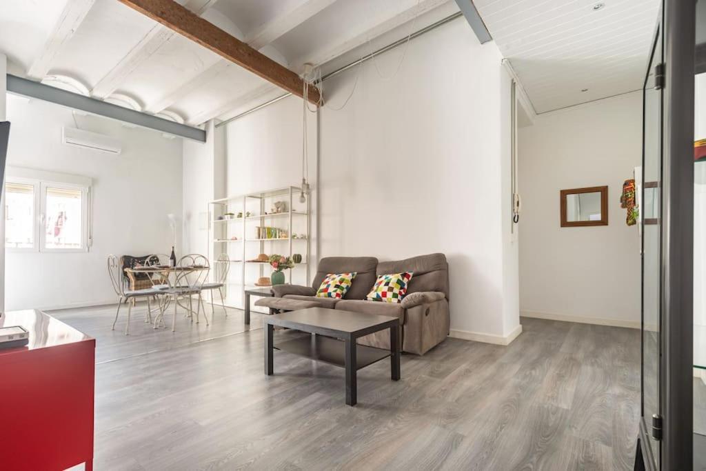 120 Sqm Loft-Style Apartment Beach Royal Marina Valência Exterior foto