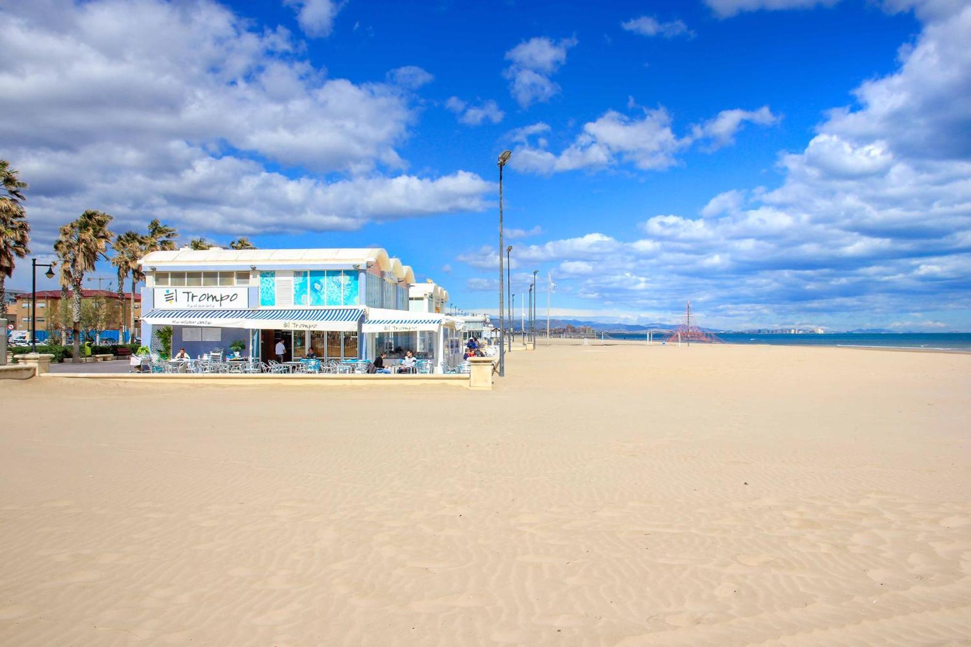 120 Sqm Loft-Style Apartment Beach Royal Marina Valência Exterior foto